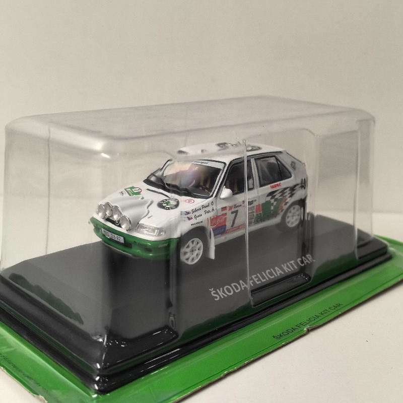 다이캐스트 IXO 1:43 스케일 SKODA FELIC - Model Kit Toy 리뷰 및 가격